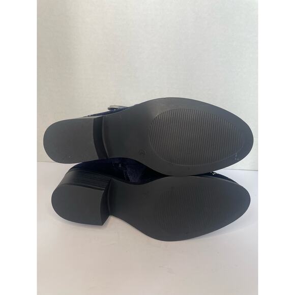 Shoedazzle - Blue Velvet Kalene Booties with Stud and Buckle Detail - Size 9 - Picture 6 of 6